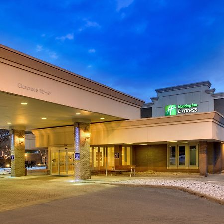 Holiday Inn Express Poughkeepsie By Ihg Bagian luar foto