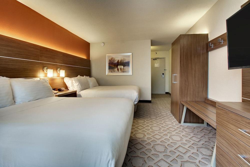 Holiday Inn Express Poughkeepsie By Ihg Bagian luar foto