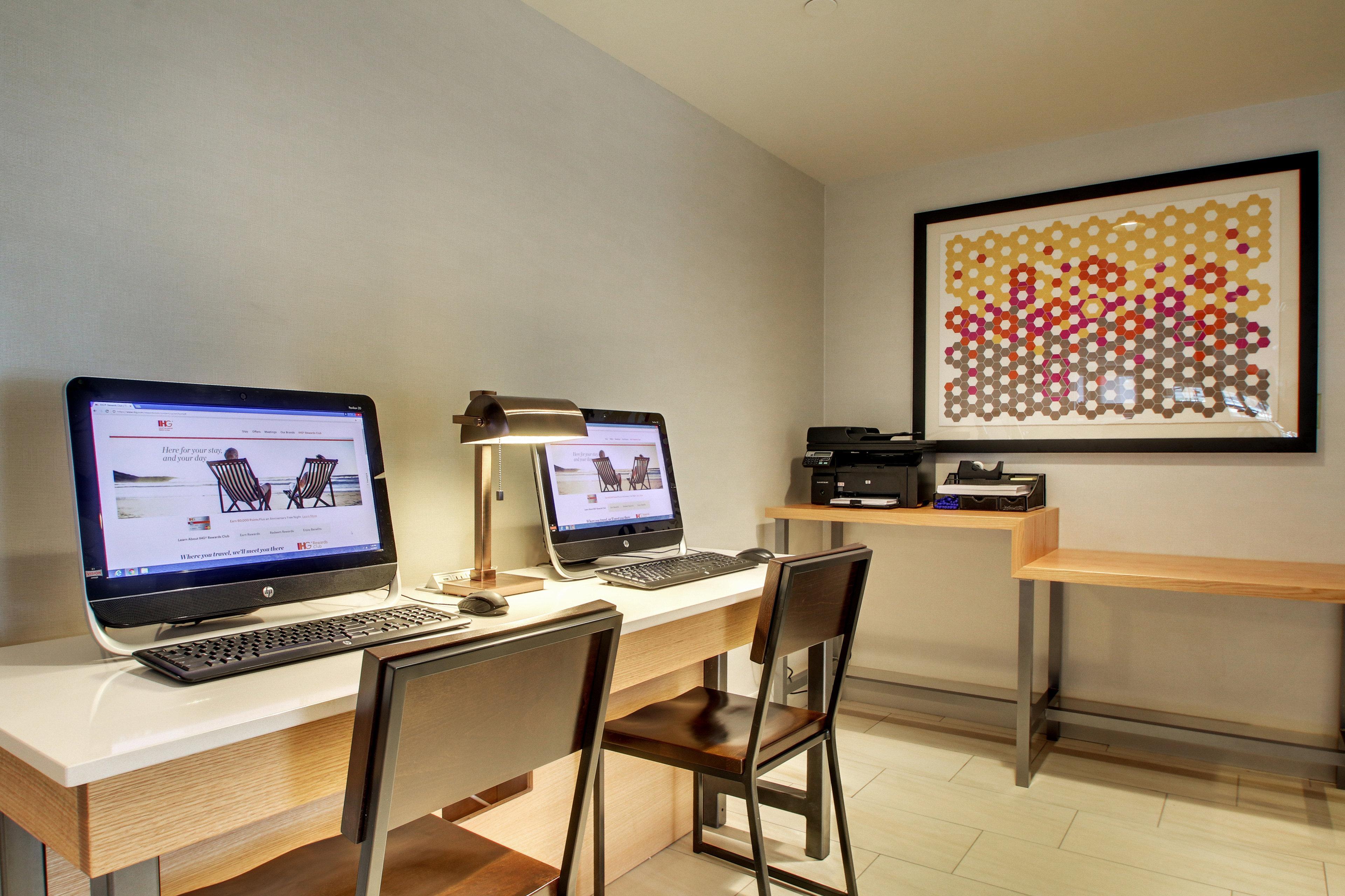 Holiday Inn Express Poughkeepsie By Ihg Bagian luar foto