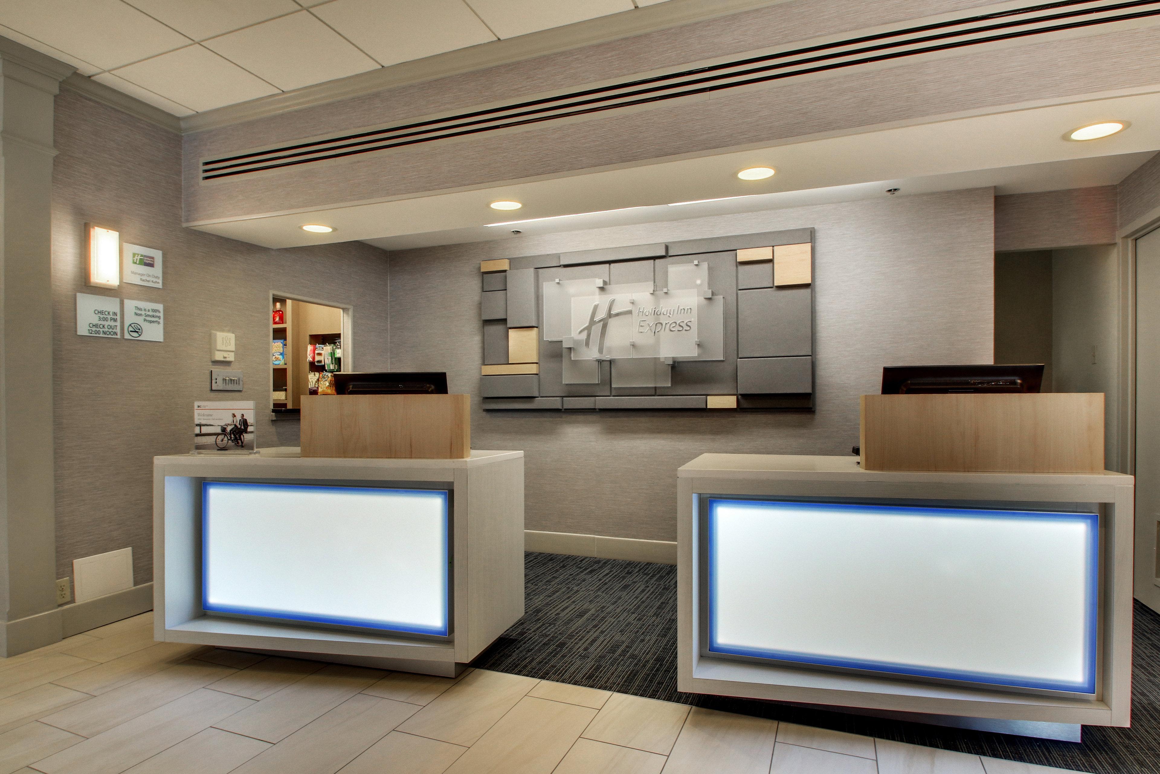 Holiday Inn Express Poughkeepsie By Ihg Bagian luar foto