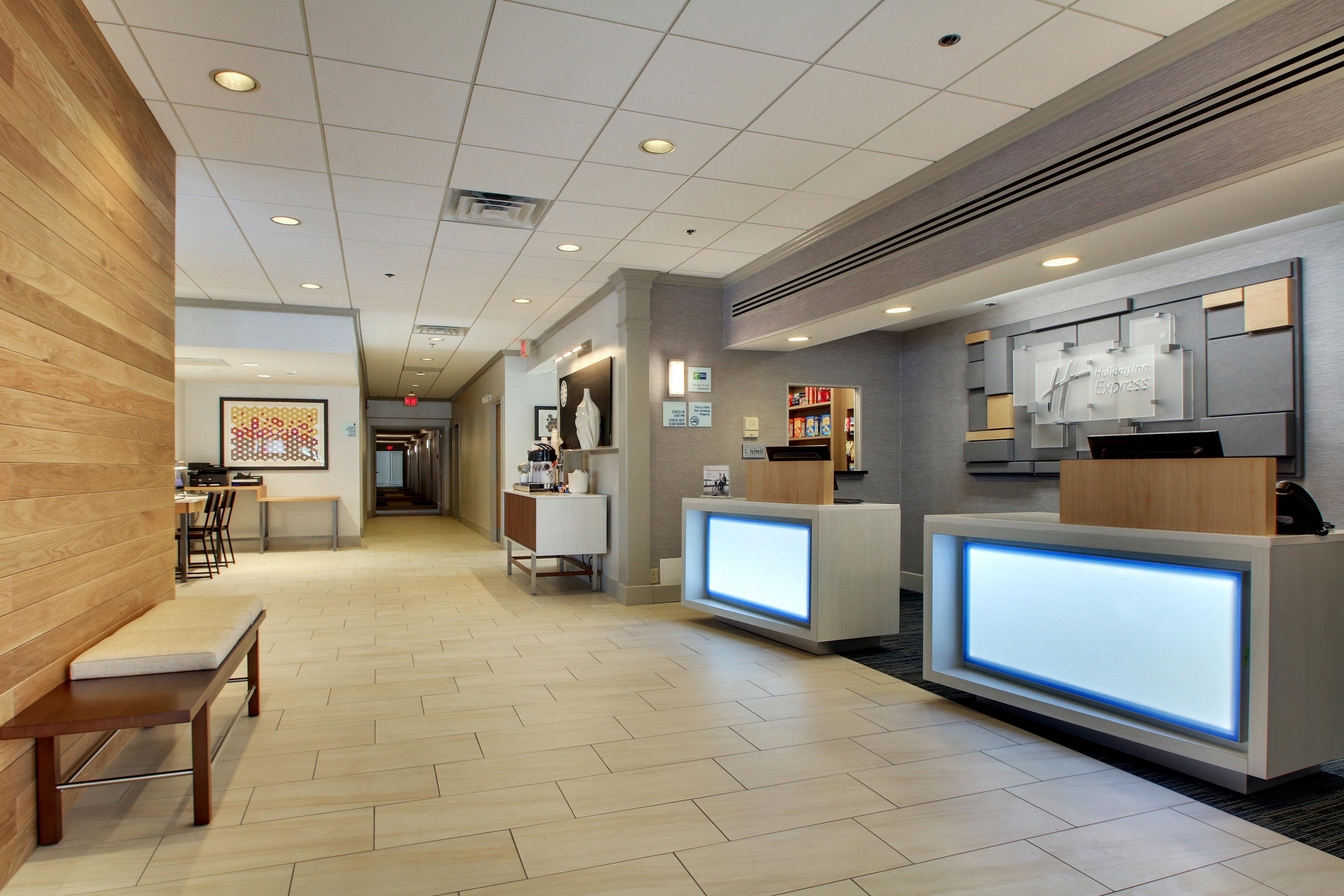 Holiday Inn Express Poughkeepsie By Ihg Bagian luar foto