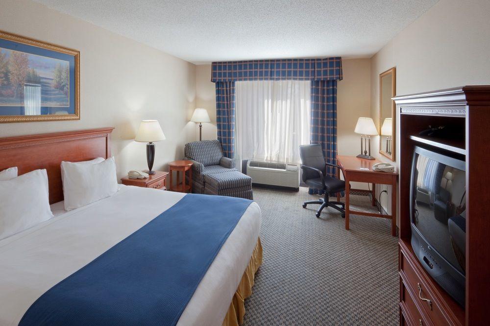 Holiday Inn Express Poughkeepsie By Ihg Bagian luar foto