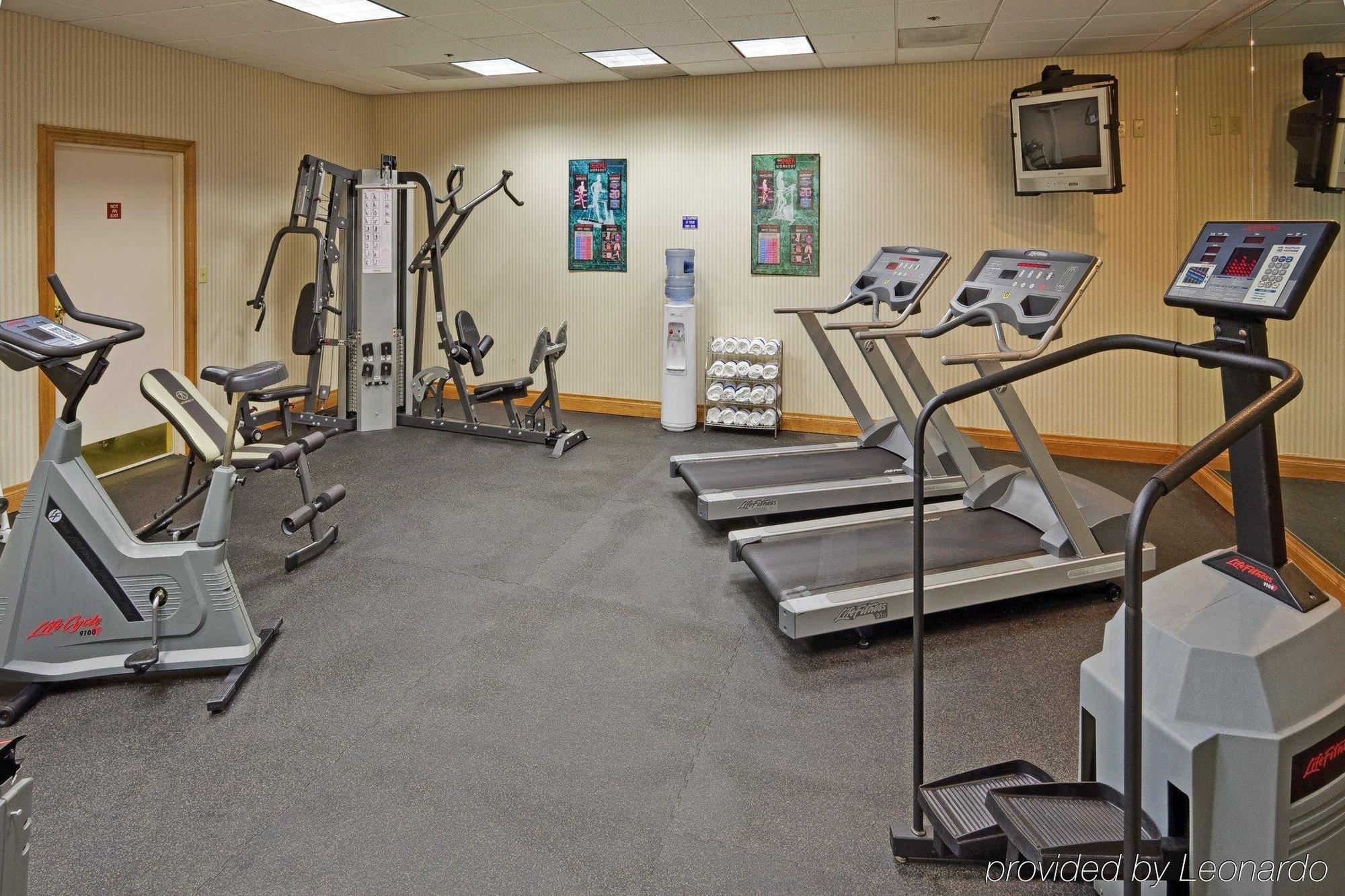 Holiday Inn Express Poughkeepsie By Ihg Bagian luar foto