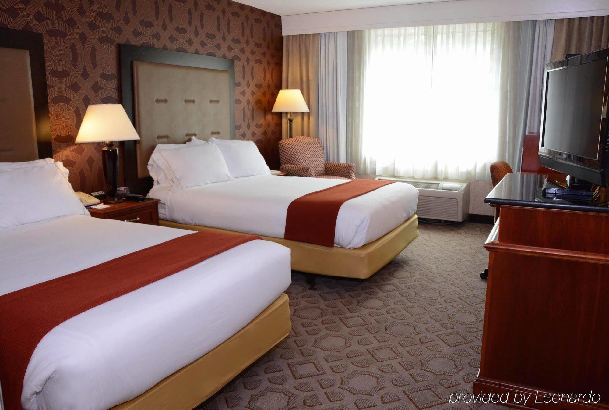 Holiday Inn Express Poughkeepsie By Ihg Bagian luar foto